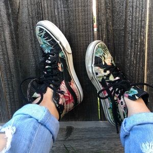 Hawaiian floral sk8 slim high top vans